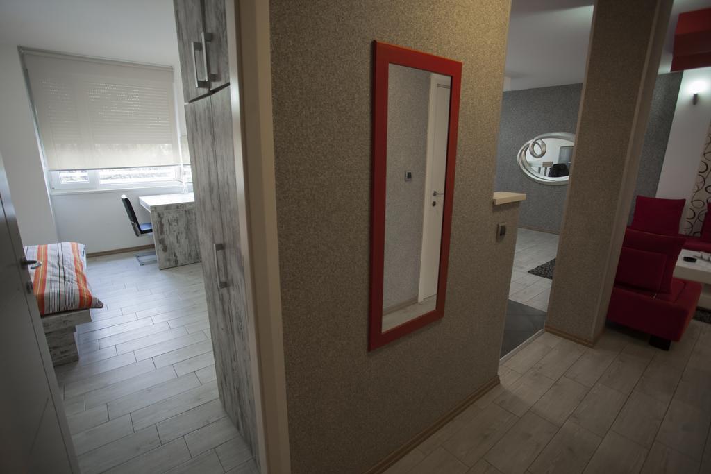Apartment Red Belgrad Rum bild