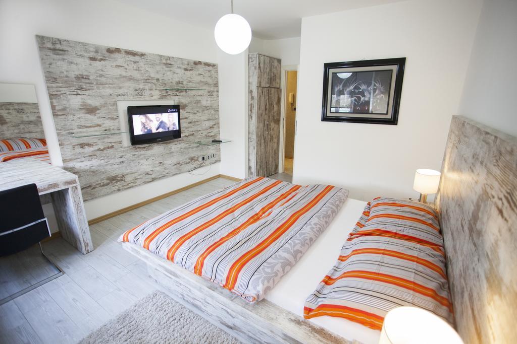 Apartment Red Belgrad Rum bild