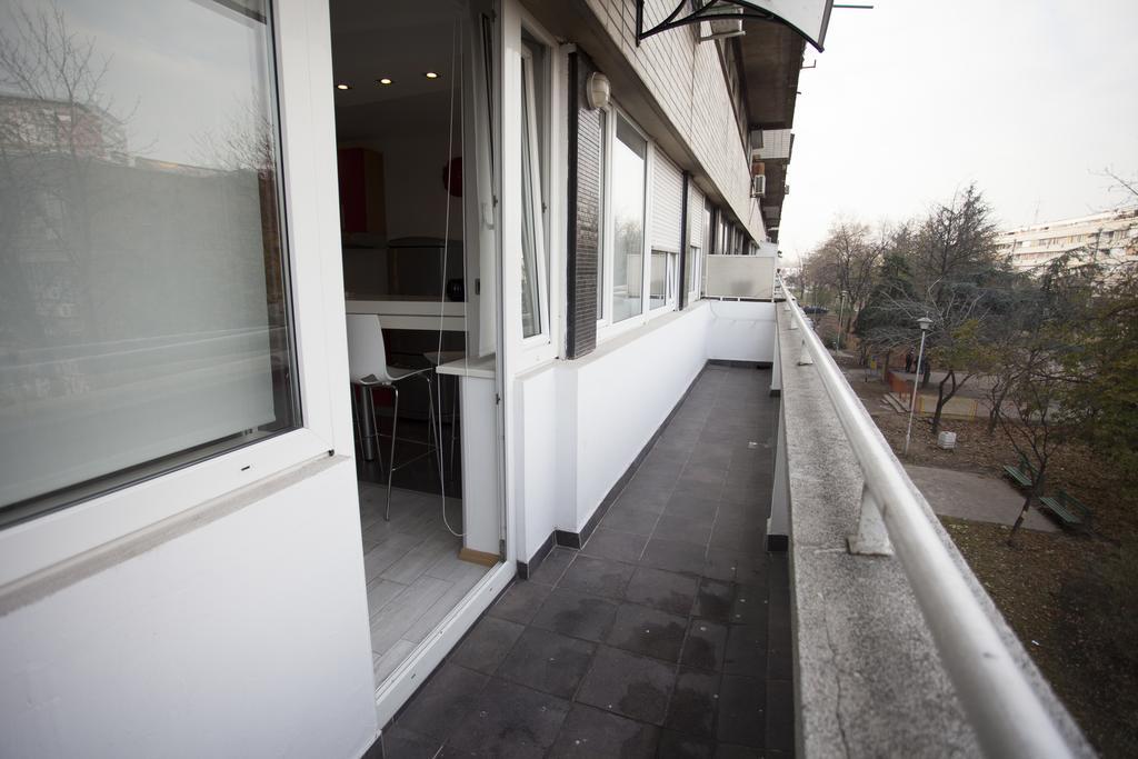 Apartment Red Belgrad Rum bild